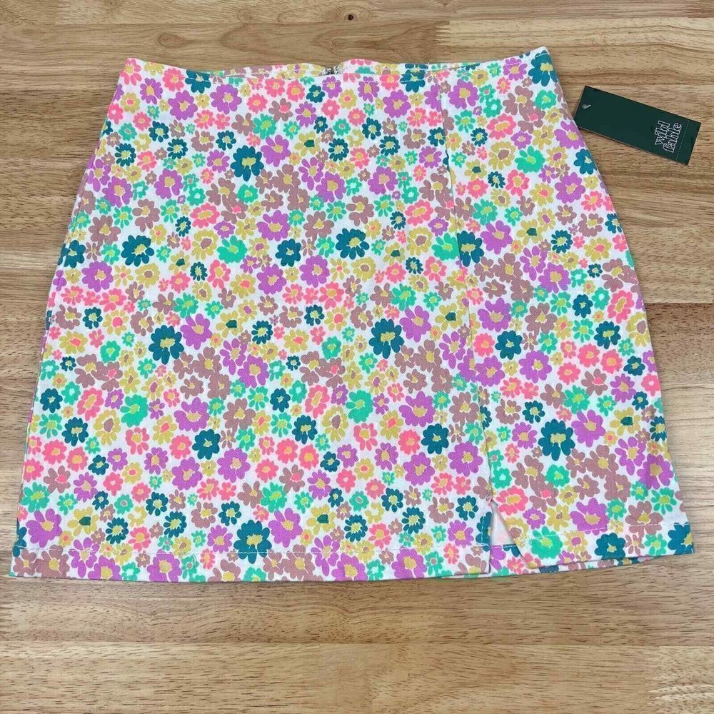 Wild Fable Women's Notch Front Floral Print Jean Mini Skirt - Size 6